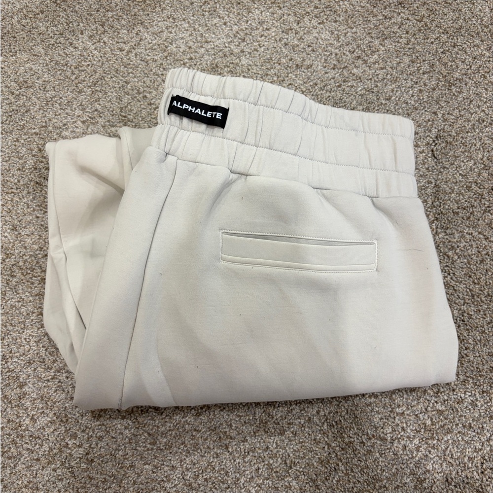 Alphalete Women’s Off-White Joggers